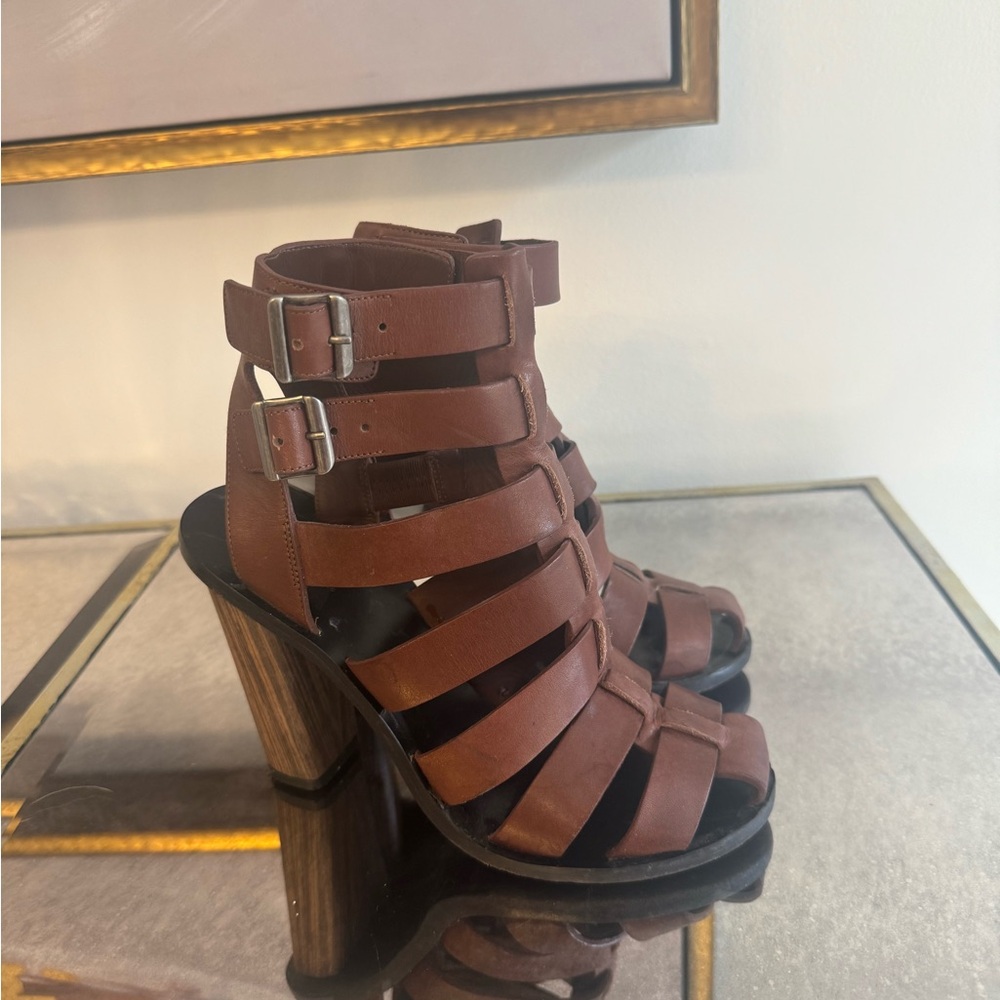 Vince brown caged sandals size 7